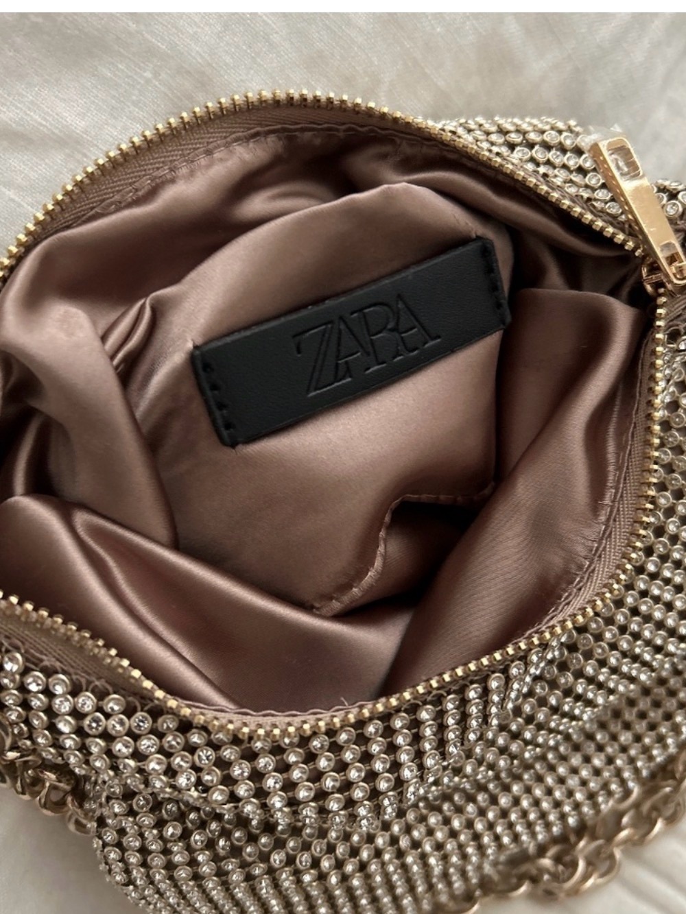 ZARA Rhinestone Crystal Mini
Hobo silver Chain Strap Crossbody
Handbag - Picture 2 of 6